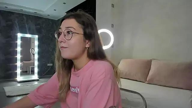 Sally_Manson from StripChat is Freechat
