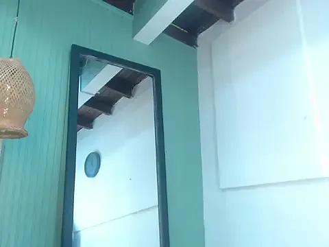 samanta_dream9 from StripChat is Freechat