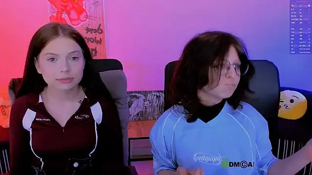 samanta_hotty from StripChat is Freechat