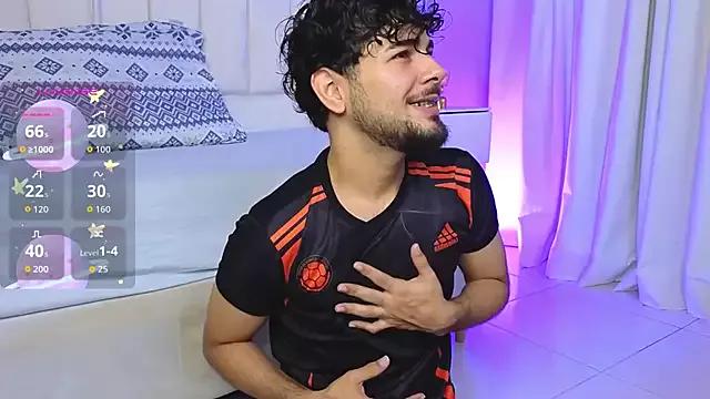 Samir_bear from StripChat