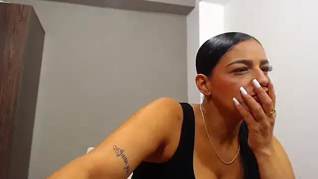 SamyBigTitis from StripChat is Freechat