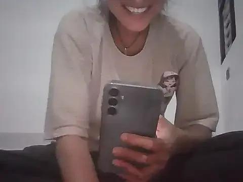 Sara_Singh from StripChat