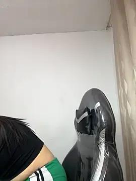SaraBraun_ from StripChat