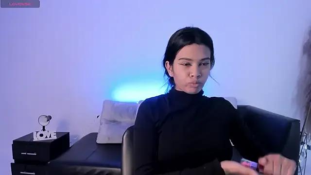 Saracorraless from StripChat