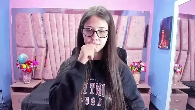 Find your cherished anal broadcaster match with our advanced interactive search and filtering options, allowing you to tailor-make your live event desires.