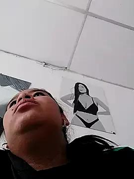 Sarahy- from StripChat is Freechat