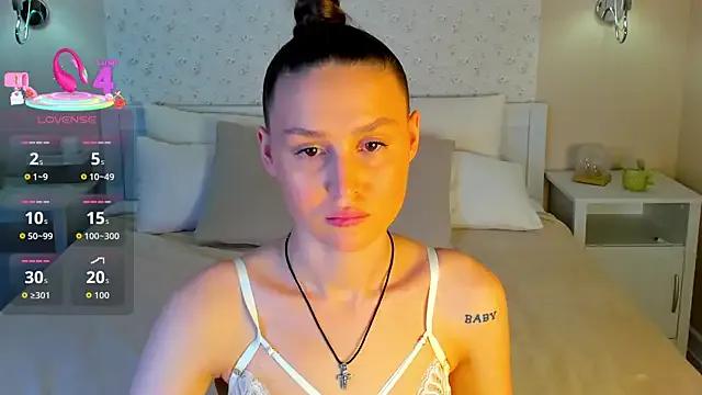 sasha__meow from StripChat is Freechat