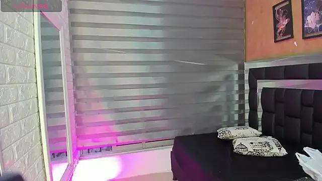 Sasha_Davila from StripChat is Freechat