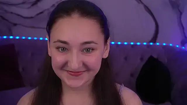 SashaDuvalle from StripChat is Freechat