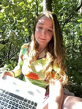 Find your cherished anal broadcaster match with our advanced interactive search and filtering options, allowing you to tailor-make your live event desires.