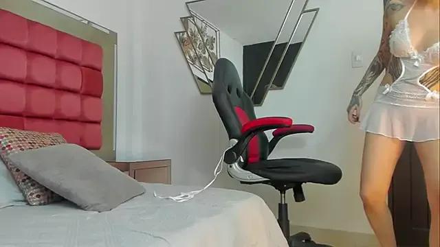 SaskiaGrendel from StripChat is Freechat