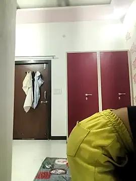 Sassyishhu76 from StripChat