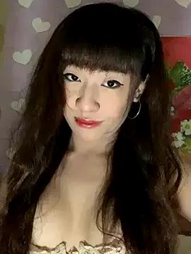 SassyLaurier from StripChat is Freechat