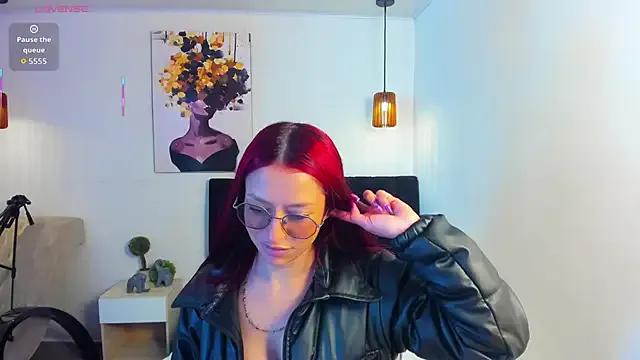 Scarlett__bell from StripChat