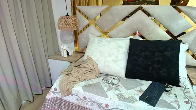 Scarlett_Vegaa from StripChat is Freechat