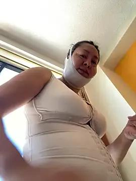 ScarlettLoveX from StripChat is Freechat
