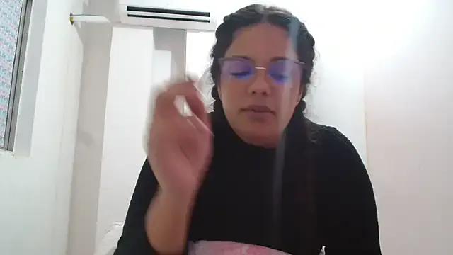 SecretBrunette from StripChat is Freechat