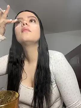 Selena_Roa from StripChat is Freechat