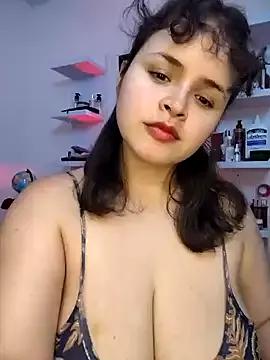 SeleneLuminari8 from StripChat