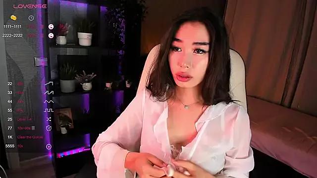 sensualily from StripChat