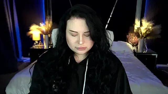 SerahMirabeli from StripChat is Freechat