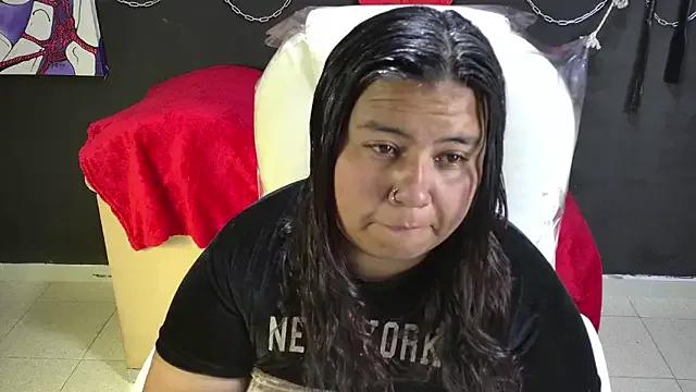 serenamystsh from StripChat is Freechat