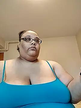 SexyBBW10790 from StripChat is Freechat