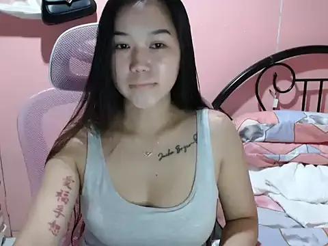 sexymae from StripChat is Freechat