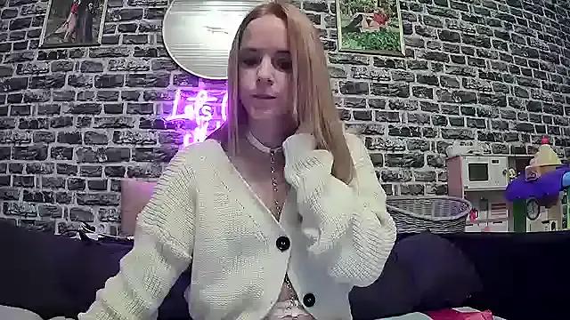 Find your cherished anal broadcaster match with our advanced interactive search and filtering options, allowing you to tailor-make your live event desires.