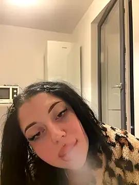 SexyNixy from StripChat is Freechat