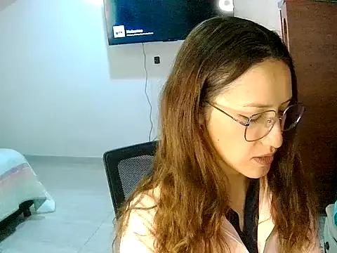 ShantallMadisson from StripChat is Freechat