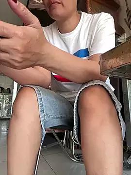 sharon-Hanna from StripChat is Freechat