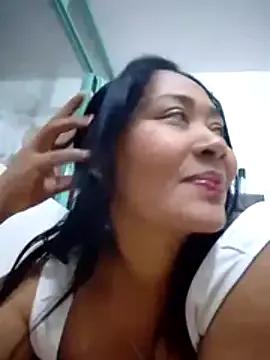 sharon_bela from StripChat is Freechat