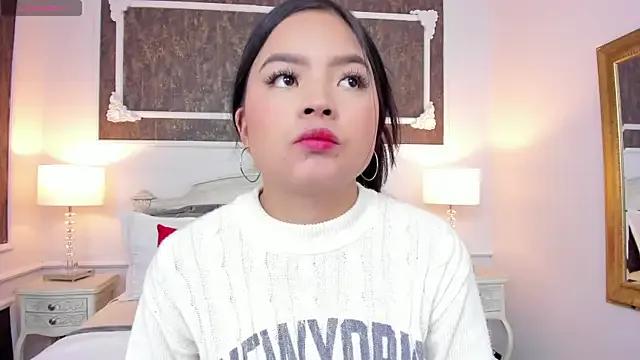 SharonBonet from StripChat is Freechat