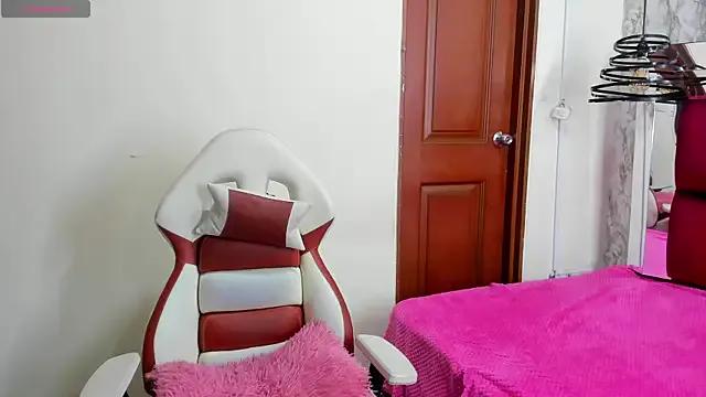 Sheilly_brown from StripChat is Freechat