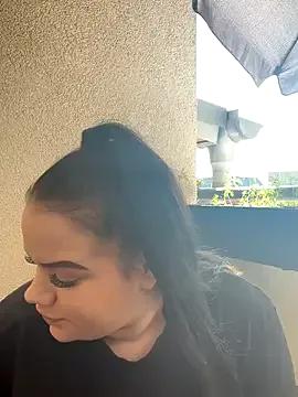 Shellybttn_ from StripChat is Freechat