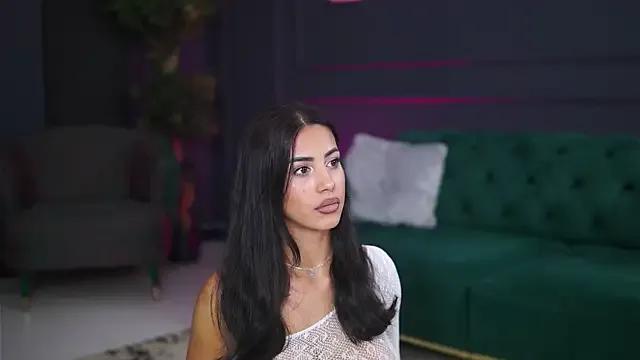 SiennaRuh from StripChat is Freechat