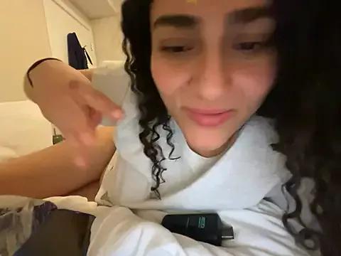 silkygemm from StripChat is Freechat