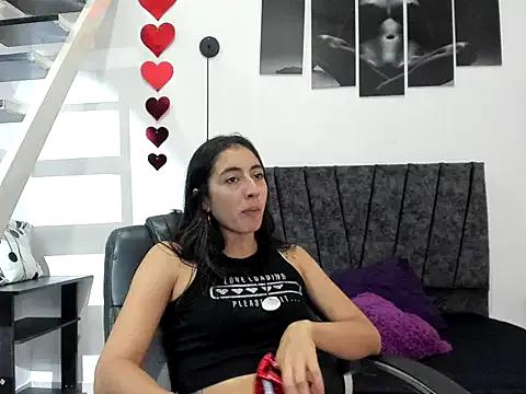 Find your cherished anal broadcaster match with our advanced interactive search and filtering options, allowing you to tailor-make your live event desires.