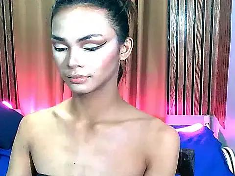 SluttyZowi from StripChat is Freechat