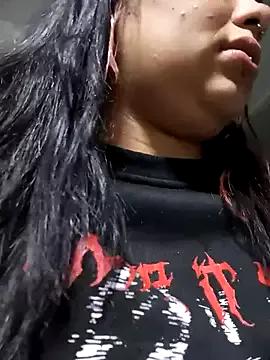 snow_belle from StripChat is Freechat