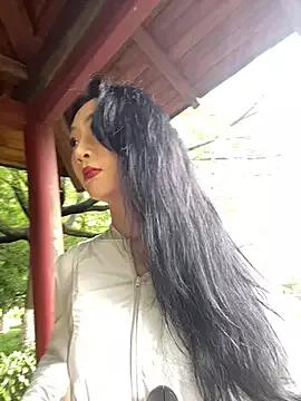 so-linger from StripChat is Freechat