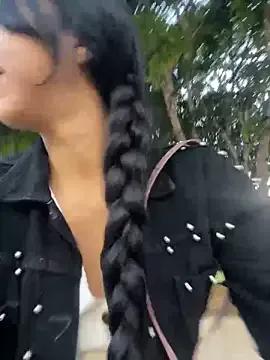 sofia_cum7 from StripChat is Freechat