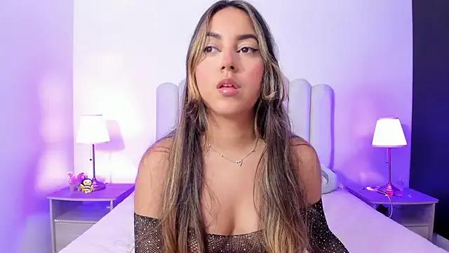 SofieBunnie from StripChat is Freechat