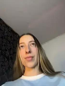 Sophia_rouse from StripChat is Freechat