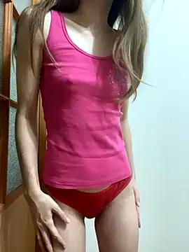 SophieDesire from StripChat is Freechat