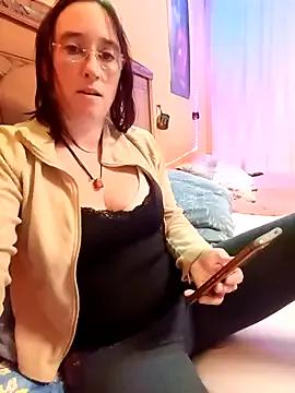 Sophierob1 from StripChat is Freechat
