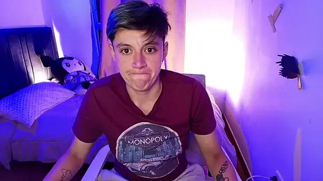 spicyferny from StripChat is Freechat