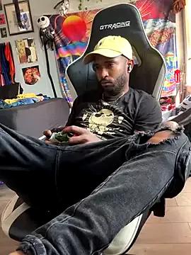 spideyzaddy from StripChat is Freechat