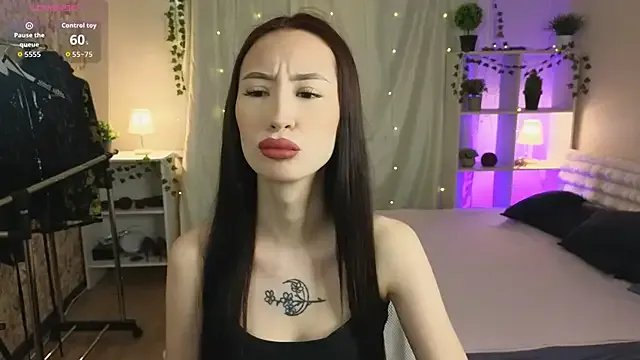 Ssin_Megan on StripChat 